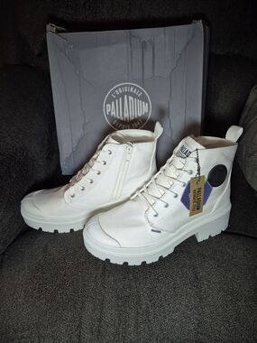 Palladium White Canvas Combat Boots